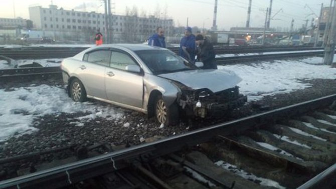 Два человека пострадали в ДТП в Невском районе Петербурга