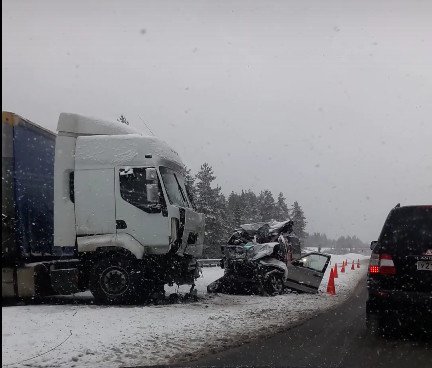 Водитель погиб в ДТП с фурой на «Скандинавии» (4)