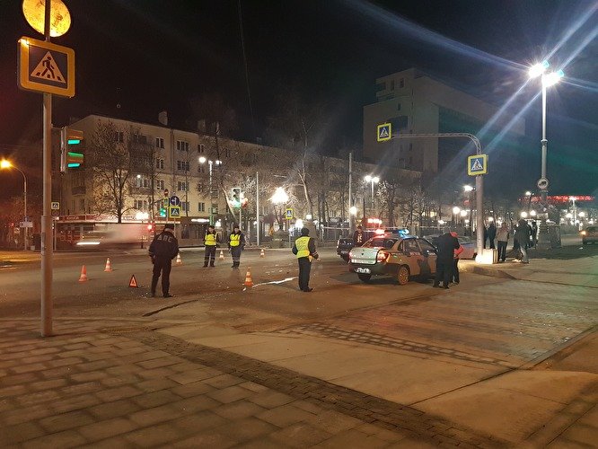 В центре Екатеринбурга в ДТП погиб мужчина (2)