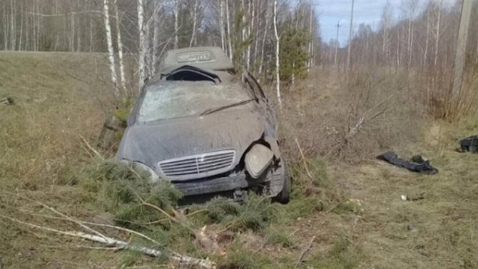 В ДТП под Чебаркулем погиб водитель иномарки (3)