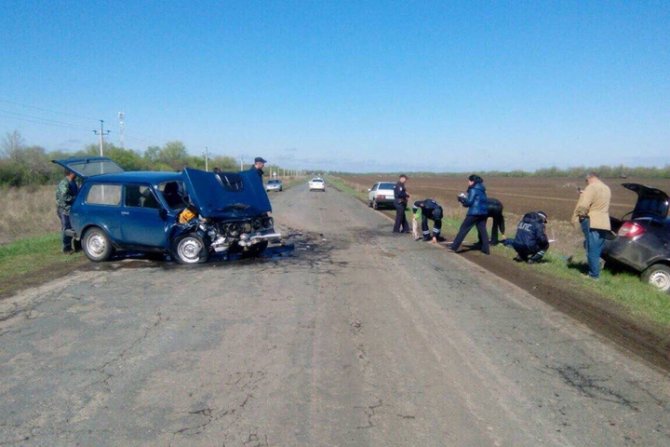 Два пассажира «Лады» погибли в ДТП под Саратовом (1)