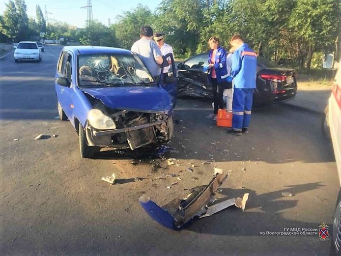 Три человека пострадали в ДТП в Волгограде (2)