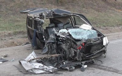 Два человека погибли в ДТП с КамАЗом под Иркутском