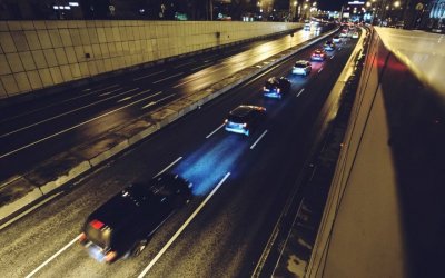 В Москве прошел юбилейный пробег Land Rover