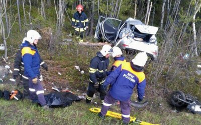 В ДТП с мотоциклом под Мурманском погибли два человека