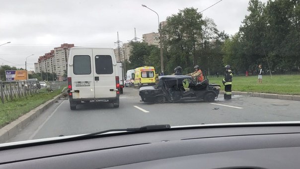 Три человека пострадали в ДТП в Московском районе Петербурга (1)