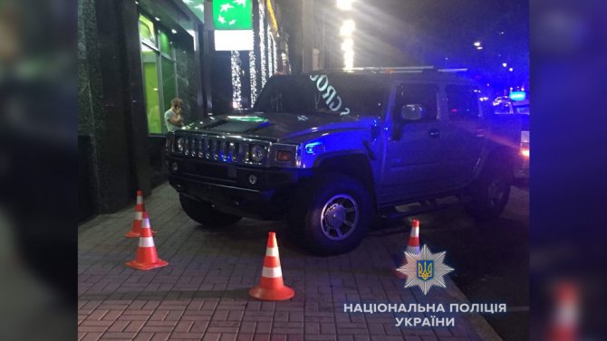 В Киеве парень на «Хаммере» насмерть сбил 10-летнюю москвичку
