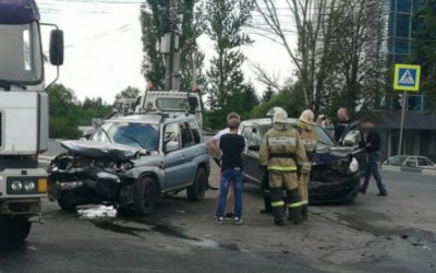 Женщина и ребенок пострадали в ДТП в Туле