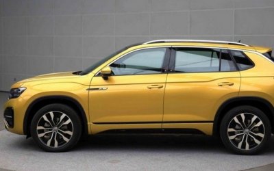 Новый кроссовер Volkswagen Tayron рассекретили в Сети