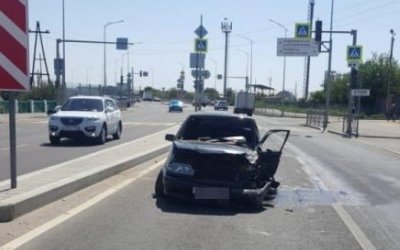 В ДТП в Волгограде пострадали два водителя
