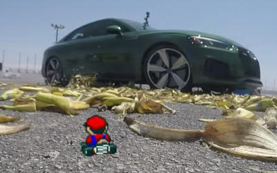 Гонщик Audi Sport проехал по банановой кожуре, чтобы проверить правдивость игры Super Mario