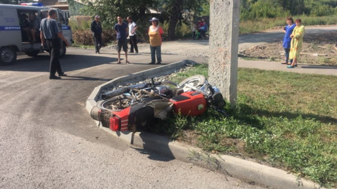 В ДТП в Бийске погиб мотоциклист