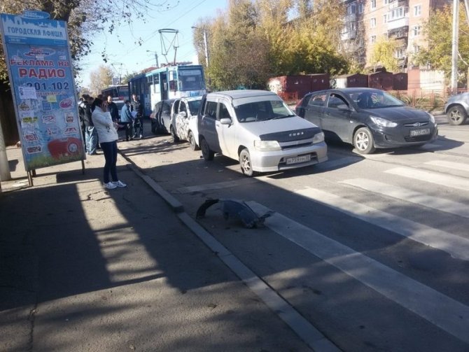 Три человека пострадали в массовом ДТП в Иркутске (1)