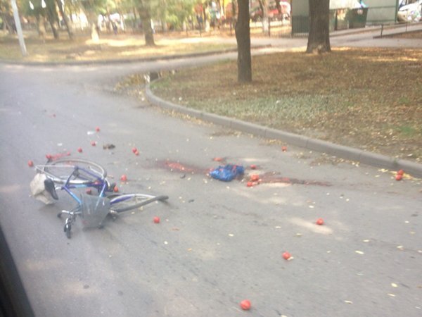 В Таганроге женщина на Opel сбила велосипедиста и уехала