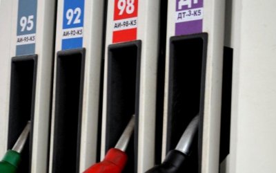 Цены на бензин начали падать