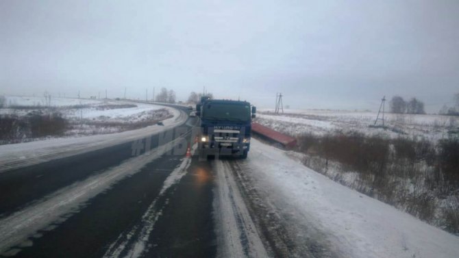 Два человека погибли в ДТП с грузовиком в Красноярском крае (3)