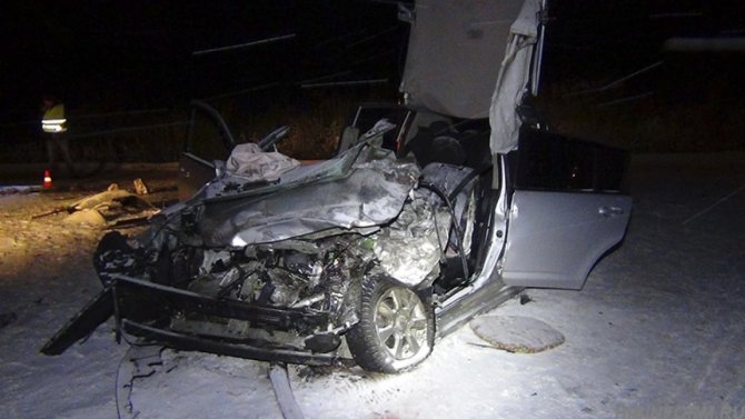 В ДТП под Апатитами погиб водитель иномарки