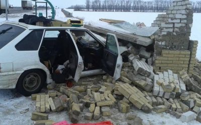 Два человека пострадали в массовом ДТП под Воронежем