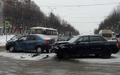 Три человека пострадали в ДТП в Иванове