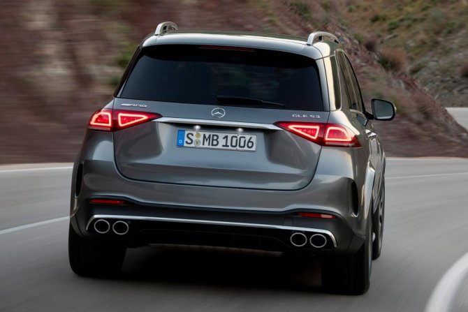 Mercedes-AMG GLE 53 13