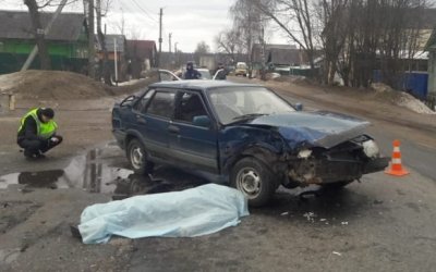 Водитель ВАЗа погиб в ДТП под Тверью