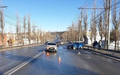 Двое взрослых и подросток пострадали в ДТП в Калуге