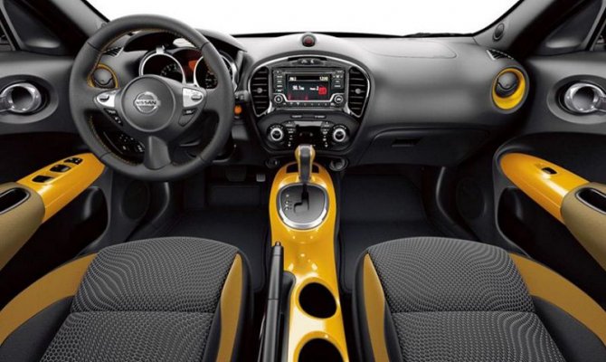 Nissan Juke салон