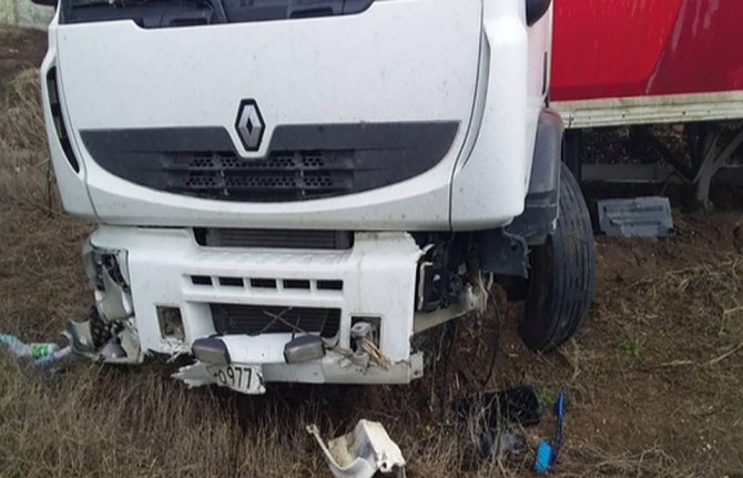 В Самарской области в ДТП погиб водитель грузовика (2)