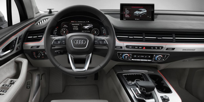 Audi Q7 салон