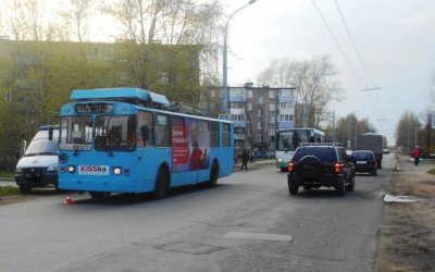 В Рыбинске троллейбус сбил ребенка
