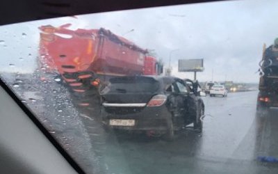 На трассе «Кола» грузовик насмерть сбил женщину