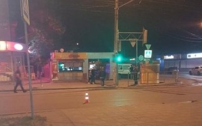 В Волгограде 19-летний водитель ВАЗа сбил ровесника и скрылся