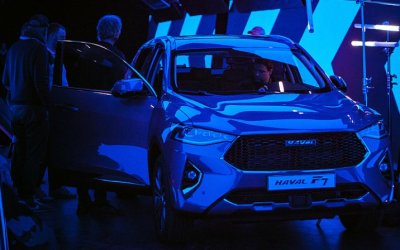 Haval начал обширную рекламную кампанию кроссовера F7