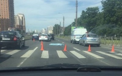 На Дальневосточном в Петербурге насмерть сбили женщину