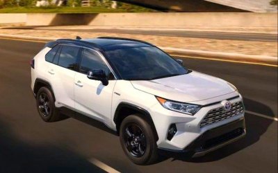 С октября в России будет выпускаться новая Toyota RAV4