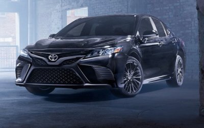 Toyota Camry стала полноприводной