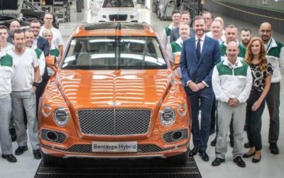 Начаты поставки гибридных Bentley Bentayga