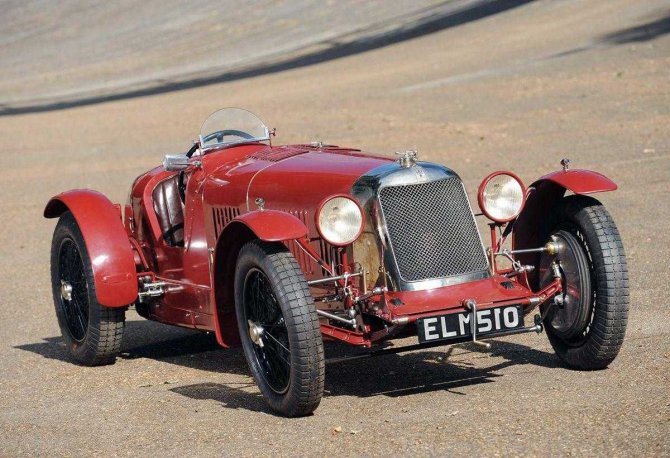 Maserati Tipo 26