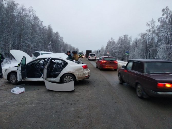 Двое взрослых и ребенок погибли в ДТП в Челябинской области (1)