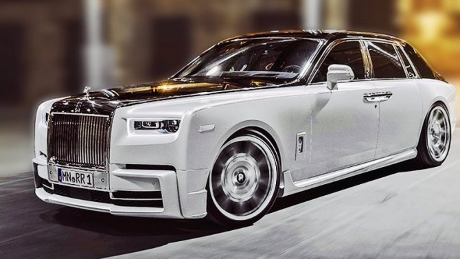 Rolls Royce Phantom vs Maybach