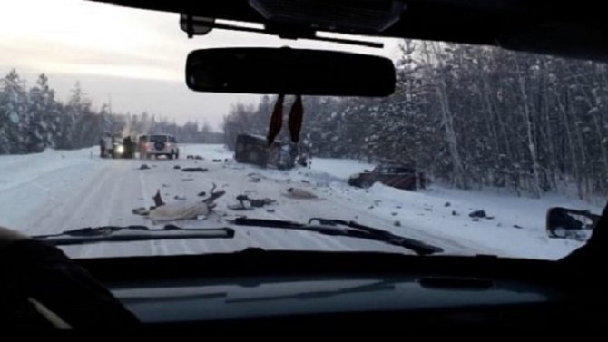 Три человека погибли в ДТП в Якутии