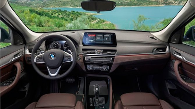 BMW X1 салон