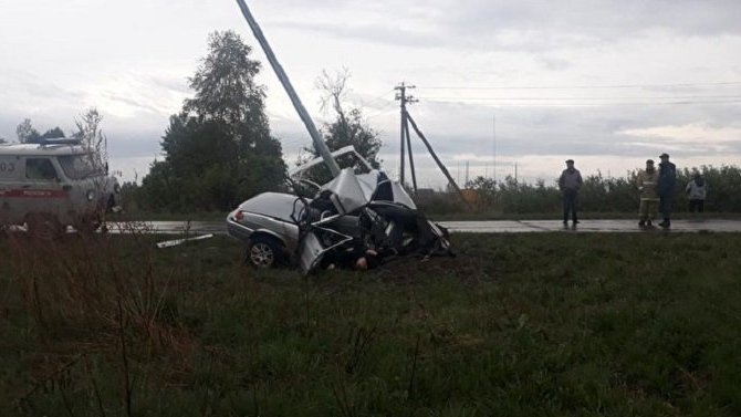 В Нижнетавдинском районе ВАЗ врезался в столб – водитель погиб