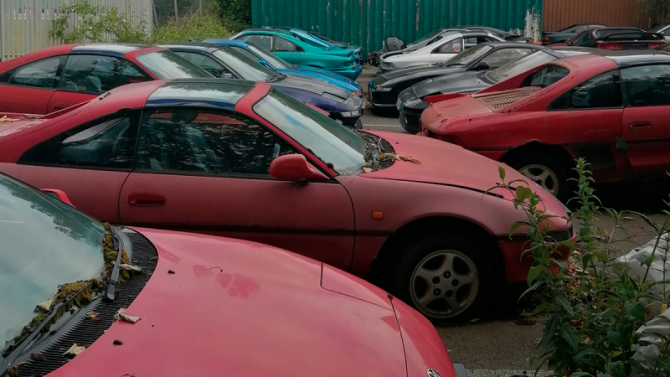 В Британии нашли кладбище старых Toyota MR2