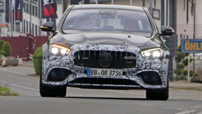Начались испытания обновлённого Mercedes-AMG E63