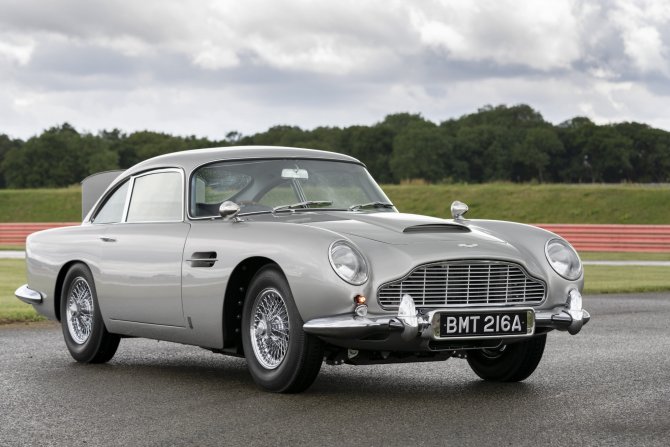 Aston Martin DB5 Goldfinger - автомобиль Джеймса Бонда 4