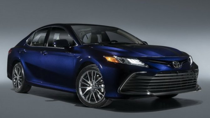 Представлена Toyota Camry 2021 модельного года