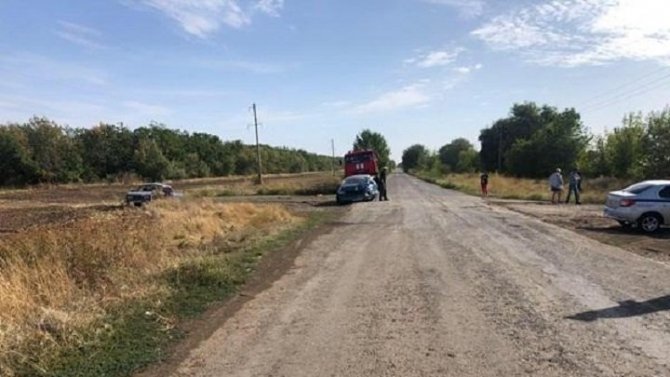 Водитель ВАЗа погиб в ДТП в Ростовской области