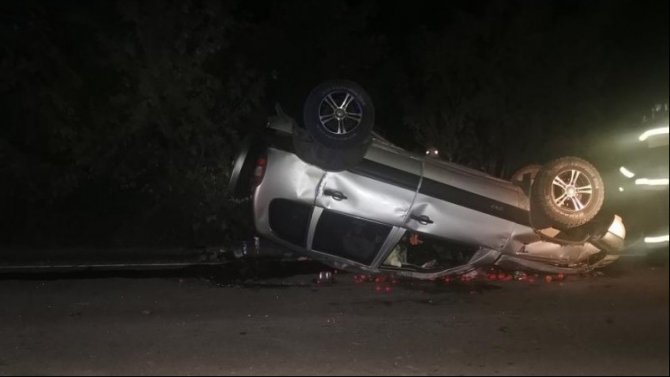 В Одоевском районе при опрокидывании машины погиб водитель