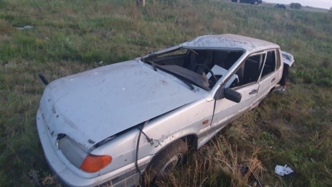 19-летняя девушка погибла при опрокидывании машины в Челябинской области